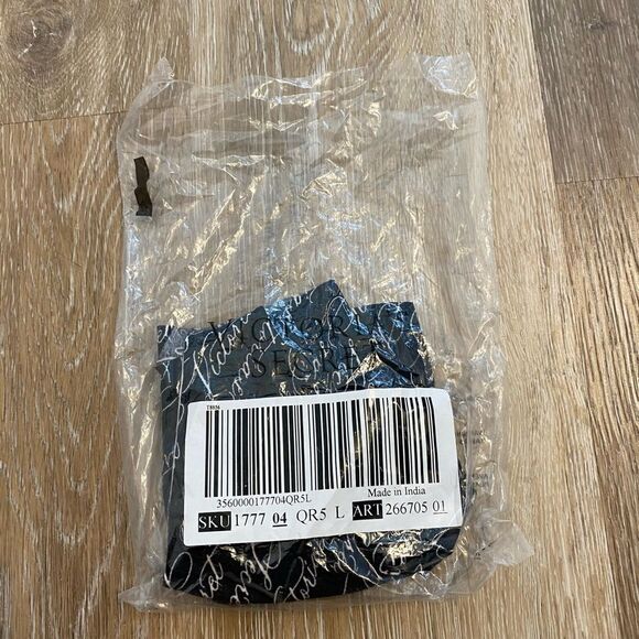 Victorias Secret VS Seamless Logo black smooth Thong panties underwear NEW Large - Picture 9 of 9